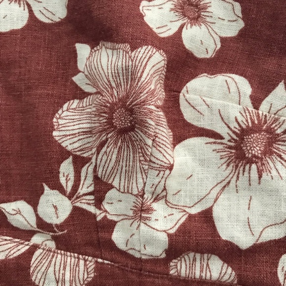 A&F Linen-Blend Halter Top - Picture 3 of 9